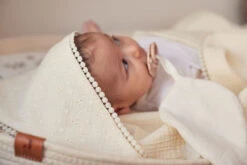 Jollein Embroidery Ivory 75 X 75 Cm Badcape 530-836-66069 -Babyproducten Winkel Jollein Embroidery Ivory 75 x 75 cm Badcape 530 836 66069.6