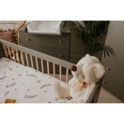 Babykamer Bo: Ledikant, Commode En 2-Deurskast 23 Babykamer Bo: Ledikant, Commode En 2-Deurskast -Babyproducten Winkel babykamer bo 1 3