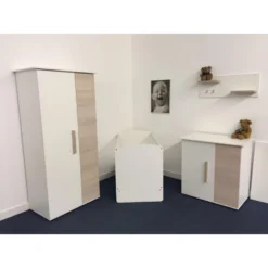 Babykamer Jasper: Ledikant, Commode En 2-Deurskast
