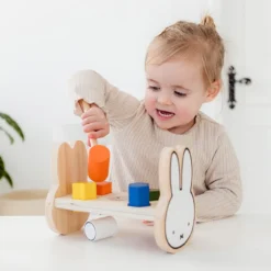 Bambolino Toys Nijntje Houten Hamerbank 17064 -Babyproducten Winkel bambolino toys nijntje houten hamerbank 17064 1
