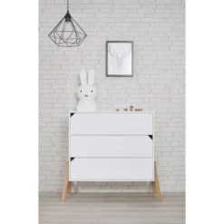 Bellamy Lotta Snow Babykamer: Ledikant/Juniorbed, Commode En 2-Deurskast -Babyproducten Winkel bellamy lotta snow commode lobikomo 3 2