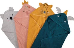 Blush & Blossom Koala Kyle Badstof Badcape TR-BB4214 16 Blush & Blossom Koala Kyle Badstof Badcape TR-BB4214 -Babyproducten Winkel bluch blossom bath cape 2 3