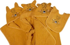 Blush & Blossom Leopard Lenny Badstof Badcape TR-BB4204 -Babyproducten Winkel blush blossom leopard lenny badcape bathrobe bibs poncho 1 1 1