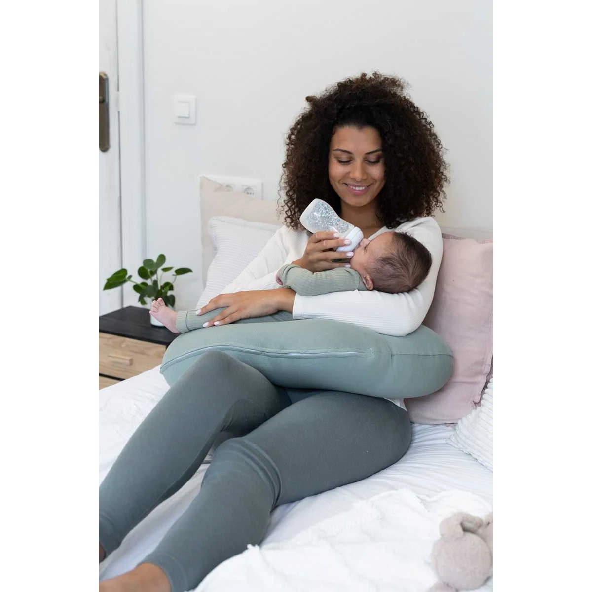 Doomoo Softy Tetra Jersey Green Voedingskussen S33 2 Doomoo Softy Tetra Jersey Green Voedingskussen S33 - Afbeelding 2