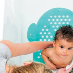 Infantino 2-in-1 Badmatje En Badspeeltjeshouder BK-205027 -Babyproducten Winkel infantino 2 in 1 badmatje en badspeeltjeshouder 3