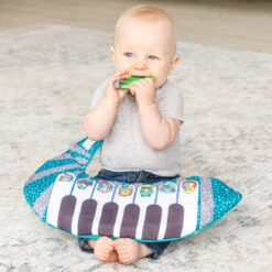 Infantino Grow With Me 3-in-1 Piano Buiktrainer BK-313021 -Babyproducten Winkel infantino grow with me 3 in 1 piano buiktrainer bk 3130213