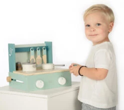 Label Label Groen Houten Kookstel LLWT-24760 8 Label Label Groen Houten Kookstel LLWT-24760 -Babyproducten Winkel label label groen houten kookstel llwt 24760 2