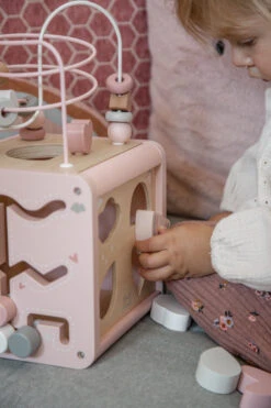 Label Label Roze Houten Activiteitenkubus LLWT-34314 -Babyproducten Winkel label label roze houten activiteitenkubus llwt 34314 7