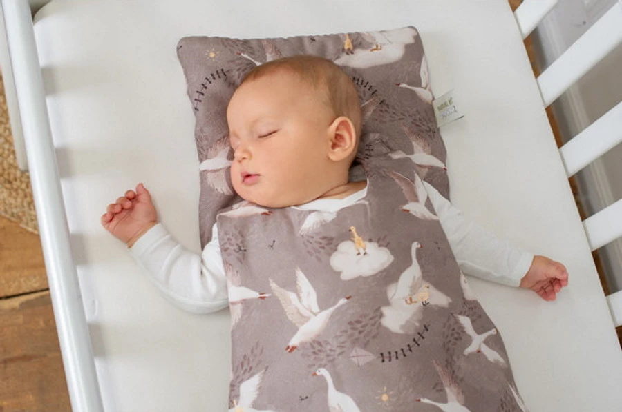 MamaLoes Amy Bamboo Nature Goose Nut 25 X 30 Cm Kussen 82320 2 MamaLoes Amy Bamboo Nature Goose Nut 25 X 30 Cm Kussen 82320 - Afbeelding 2