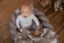 MamaLoes Amy Bamboo Nature Goose Nut 60 X 80 Cm Deken 82666 6 MamaLoes Amy Bamboo Nature Goose Nut 60 X 80 Cm Deken 82666 -Babyproducten Winkel mamaloes amy bamboo nature goose nut 3 1