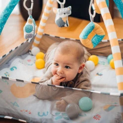 Momi Lammis Baby Speelkleed MAED00010 -Babyproducten Winkel momi lammis baby speelkleed maed00010.4