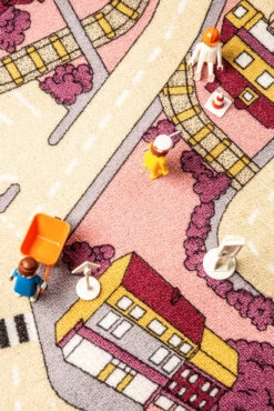 Rebel Roads Railroads Pink Sand 95x200 Cm Speelmat RPLYWGB63095200T01 8 Rebel Roads Railroads Pink Sand 95x200 Cm Speelmat RPLYWGB63095200T01 -Babyproducten Winkel rebel roads railroads pink sand 95x200 cm speelmat rplywgb63095200t01 4