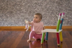 Silly Billyz Towel Dusty Blue Messy Eater Slab 117319 7 Silly Billyz Towel Dusty Blue Messy Eater Slab 117319 -Babyproducten Winkel silly billy slab sfeer 2