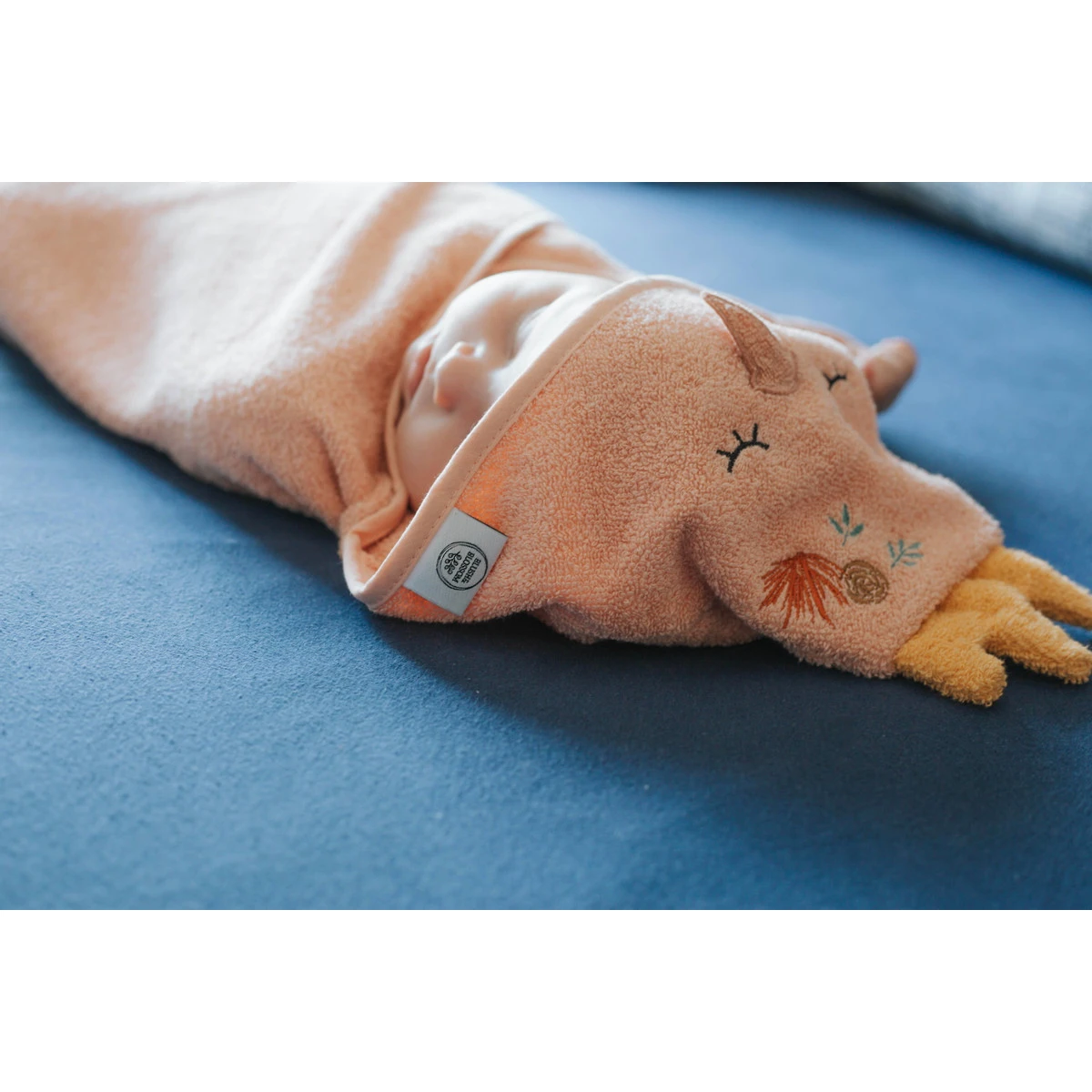 Blush & Blossom Swan Ivy Badstof Badcape TR-BB4219 6 Blush & Blossom Swan Ivy Badstof Badcape TR-BB4219 - Afbeelding 6