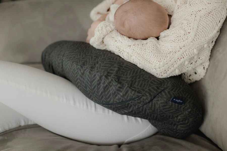 Zaffiro Geo Bottle Green Voedingskussen 1036 2 Zaffiro Geo Bottle Green Voedingskussen 1036 - Afbeelding 2